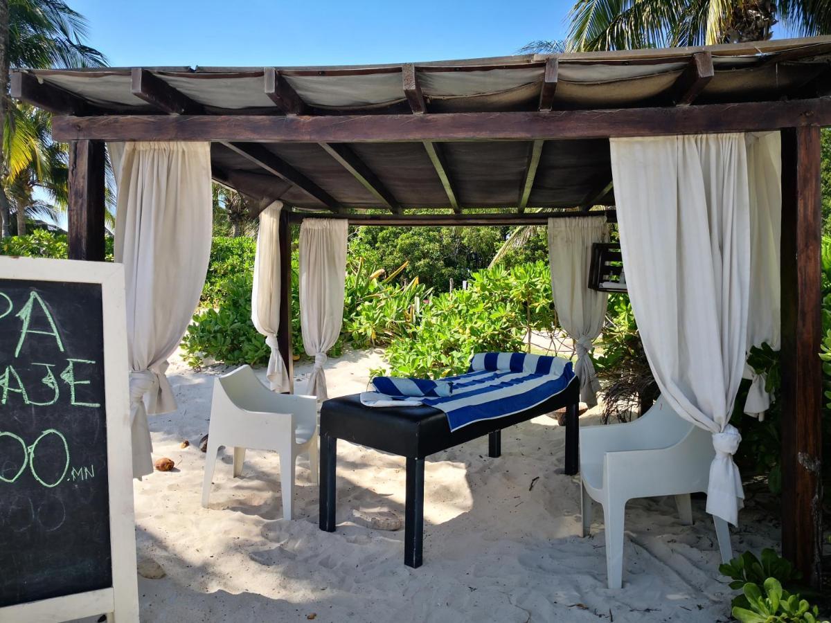 Beachside Corasol El Amanecer De Frida Para 2 Personas ปลายาเดลการ์เมน ภายนอก รูปภาพ